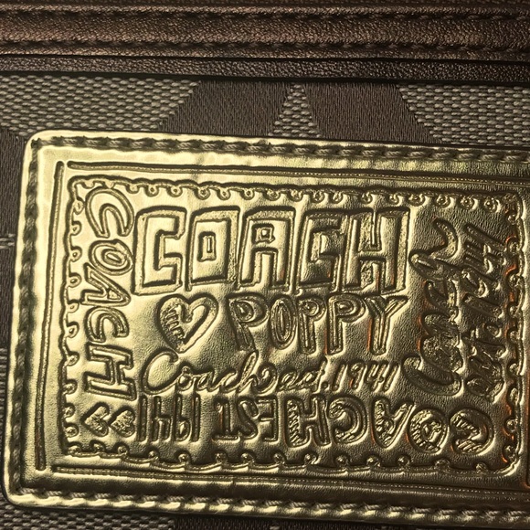 Breathtaking Coach Poppy Signature Bag, EUC! Exterior is spotless! - Picture 10 of 16